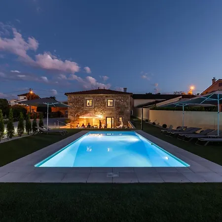 فيلة O Cervo Charm House فيلا نوفا دي سيرفيرا