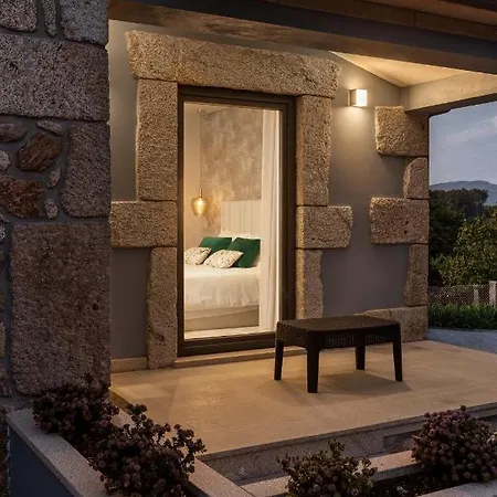 O Cervo Charm House فيلا نوفا دي سيرفيرا